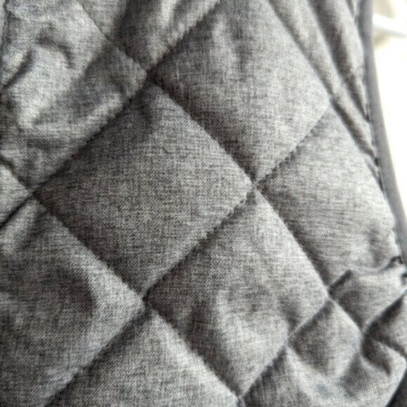 Gray quilted puffer vest - Picture 3 of 5